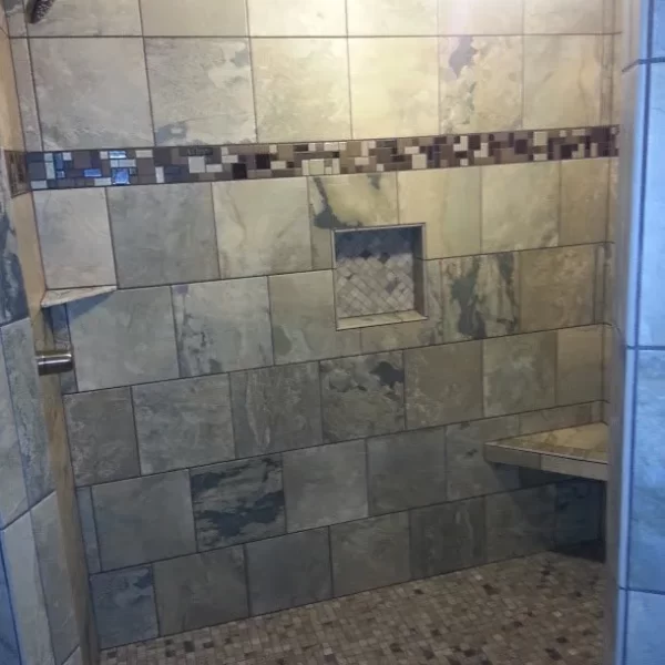8339889-640w